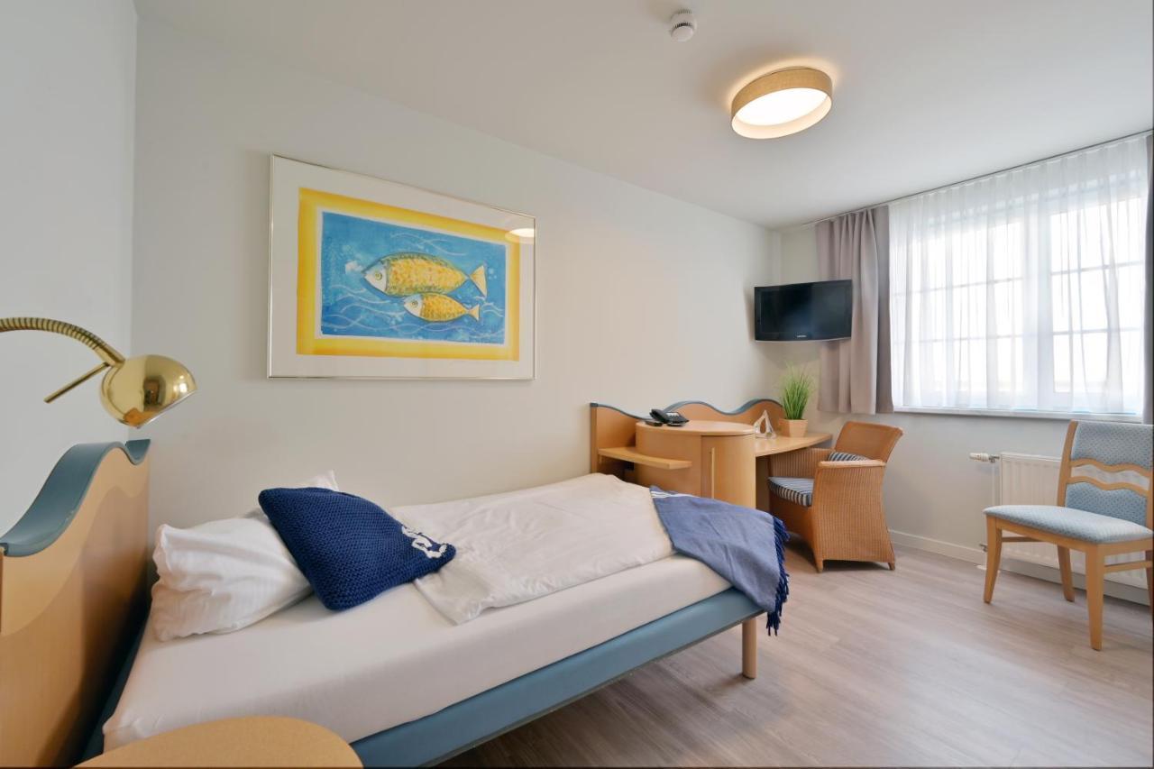 Hotel- & Ferienanlage Kapitaens-Haeuser Бреге Экстерьер фото